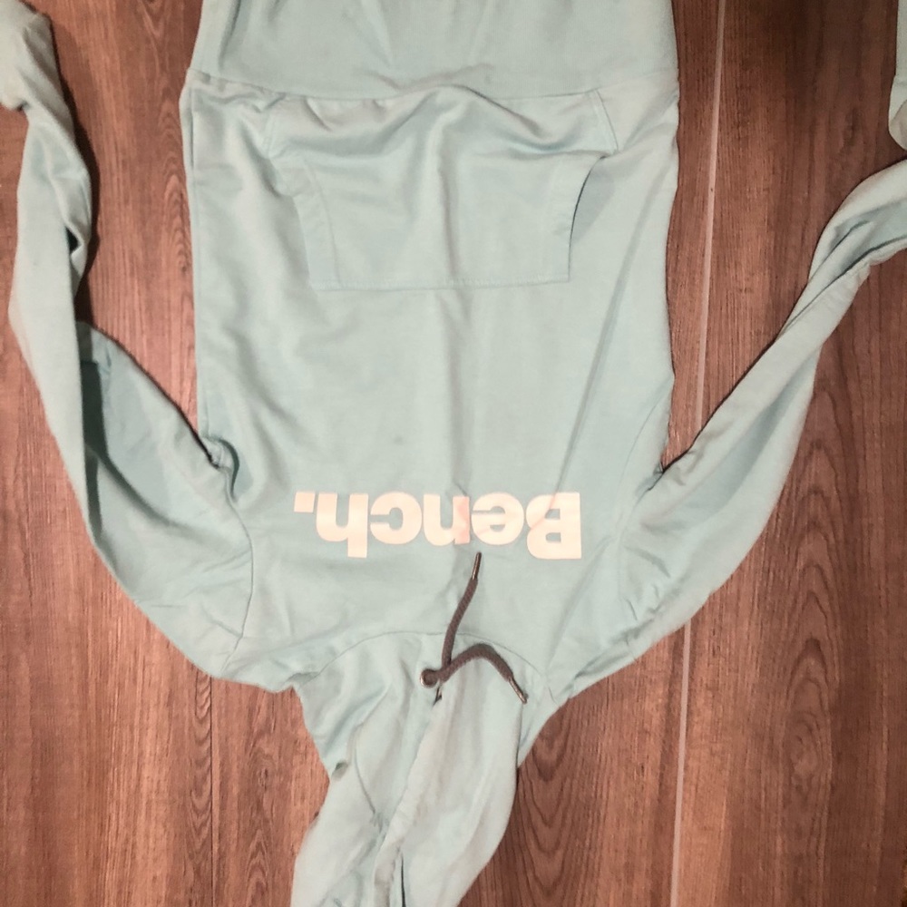 BENCH SWEATER
